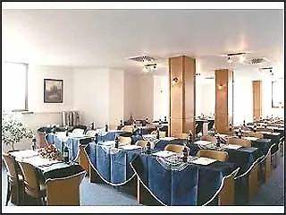 Otel Legner Libus